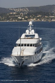 28 07 2007 - St Jean Cap Ferrat - SuperYachts - Motor Yachts - Hampshire