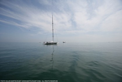 18 04 2007-Valencia (Spain)- 32nd America's Cup - Louis Vuitton Cup - RR1 - Day 3 - BMW ORACLE Racing