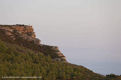 08 09 2009 - Marseille (FRA, 13) - Les Calanques - Cap Canaille et falaises Soubeyrannes