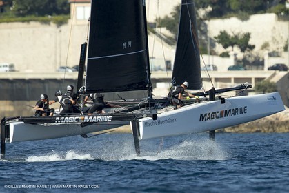GC32MARS014_0809