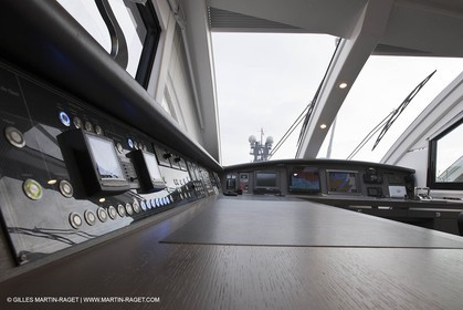 25 02 2011 - La Ciotat (FRA,13) - Super Yachts - Chantier H2X - Cartouche