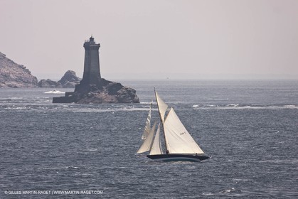 19 05 2010 - Raz de Sein (FRA,29) -  Pen Duick