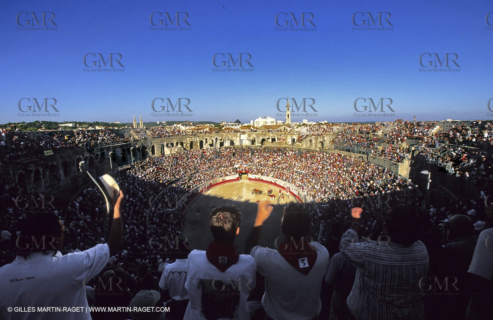 Nîmes - Bullfight in the arenas