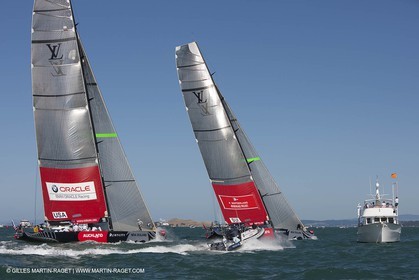 08 02 2009 - Auckland (NZL) - Louis Vuitton Pacific Series - Racing Day9 - Round Robin 2 - BMW ORACLE Racing vs Alinghi