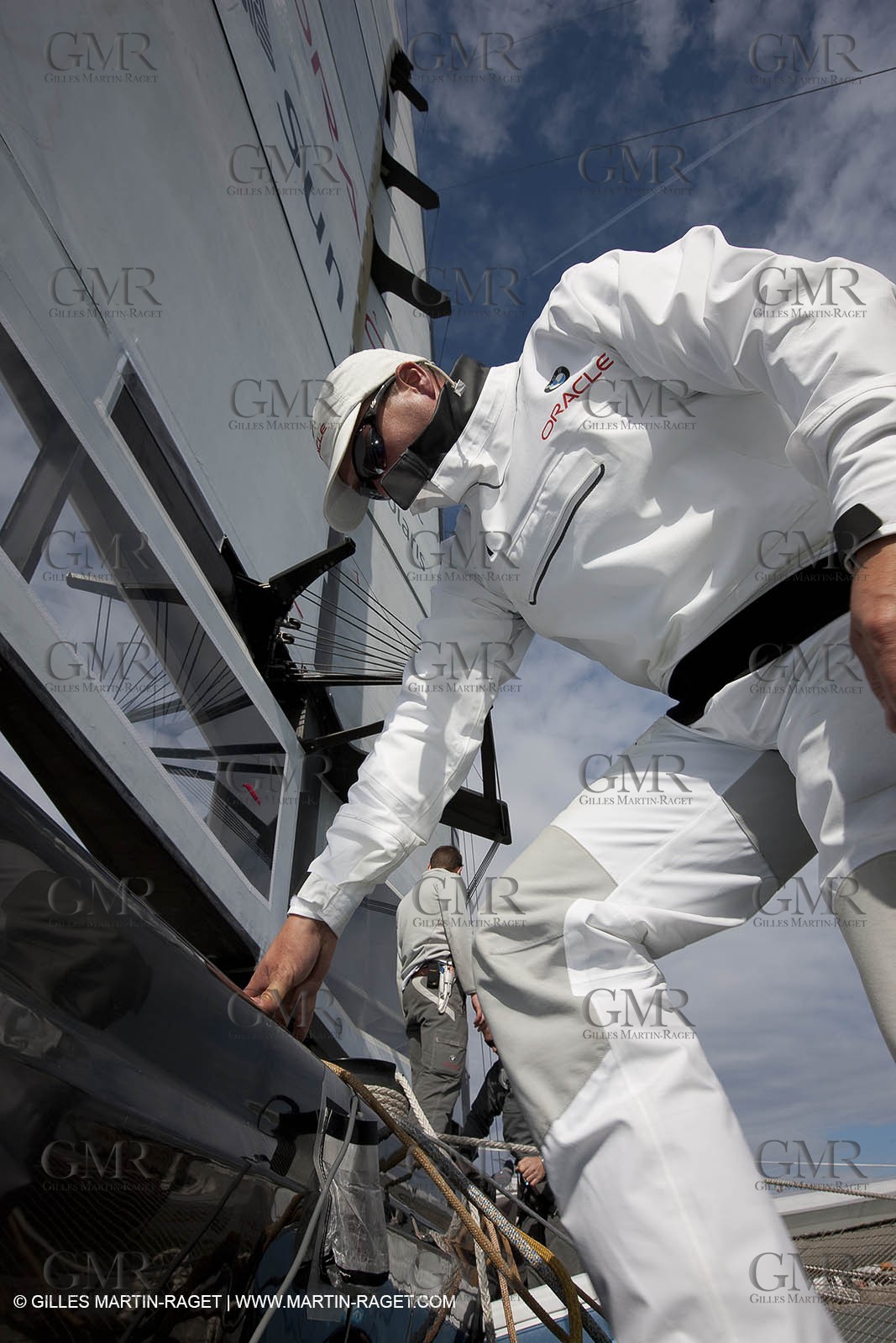 06 02 2010 - Valencia (ESP) - 33rd America's Cup - BMW ORACLE Racing - Day off 1 - Getting the yacht ready