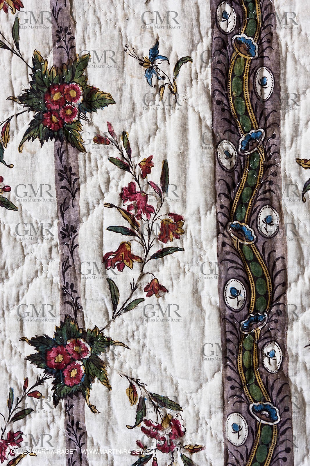 30 06 2011 - Toulon (FRA,83) - Villa Rosemaine - Indiennes sublimes exhibition