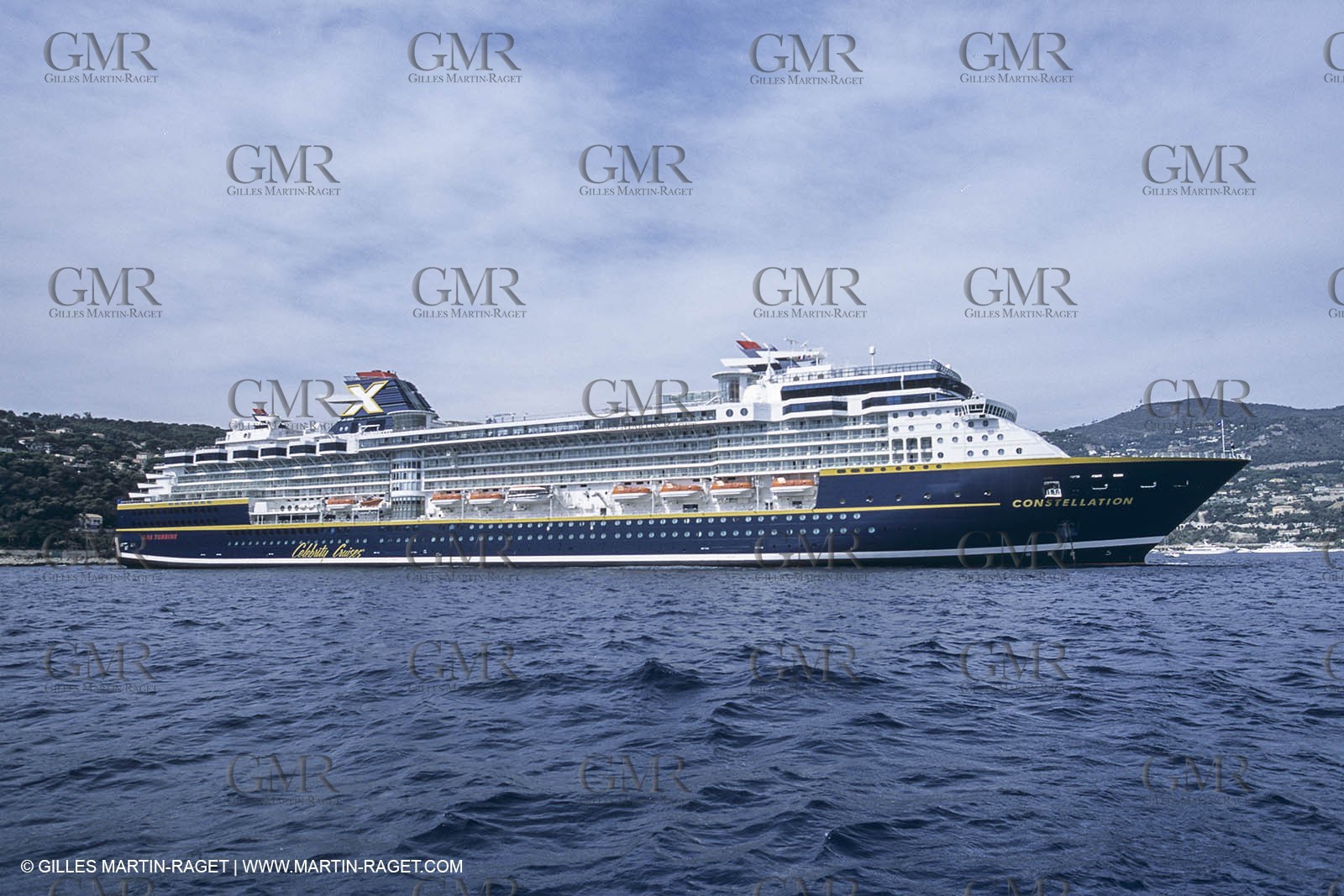 Paquebots, liners, cruise ships