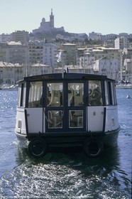 France, Provence, Marseille, Port de commerce, opérations portuaires, métiers de la mer