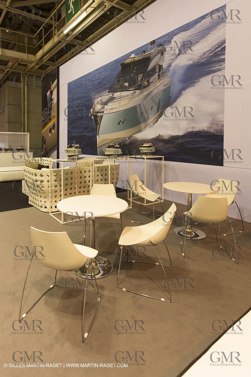 10 12 2013 - Paris (FRA,75) -Paris Boat Show - Beneteau booth