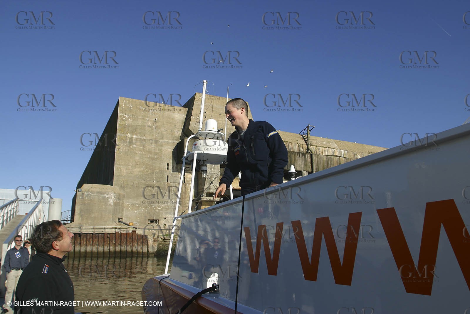 Kingfisher II - Jules Verne Trophy 2002 start - Brest