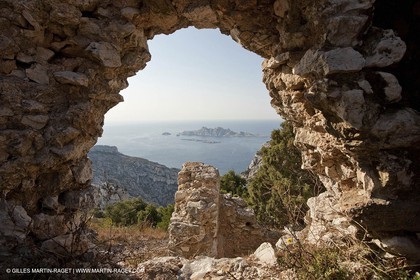 10 09 2009 - Marseille (FRA, 13) - Les Calanques - Massif de Marseilleveyre - Vue du sommet