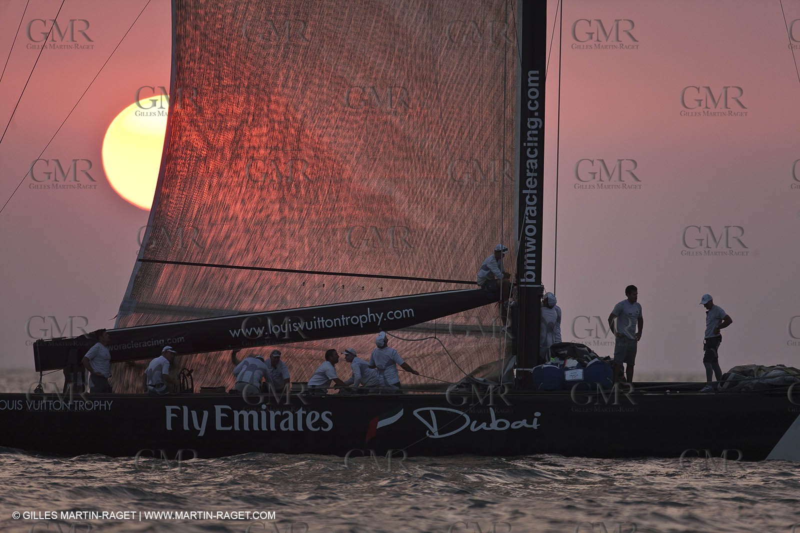 14 11 2010 - Dubai (UAE) - Dubai Louis Vuitton Trophy -  BMW ORACLE Racing - Training - Race Day 1