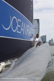 05 07 2012 - New York (USA) - Ocean Krys Race - Speed runs in fornt of NY city