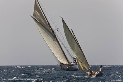 Sailing, Classic yachts, Voiles Vieux Port 2009, Marseille (FRA)