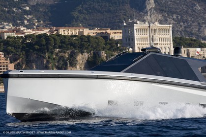 29 09 2007 - St Jean Cap Ferrat - Wally Yachts - Wally Power 70 - Lau Lau
