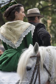 Arlésiennes en costume - Fête des Gardians - Arles