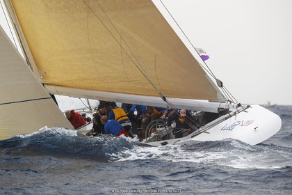 19 06 2024, Porquerolles Island (FRA), Championnat du monde des 12 m JI 2024, Race Day 1