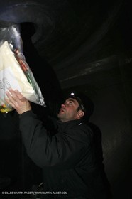 - Jean-Baptiste Epron - Orange II -Trophée Jules Verne 2005 - Préparation - Lorient -