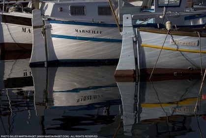 31 08 2007 - Marseille (FRA, 13) - Barques dans le Vieux port
