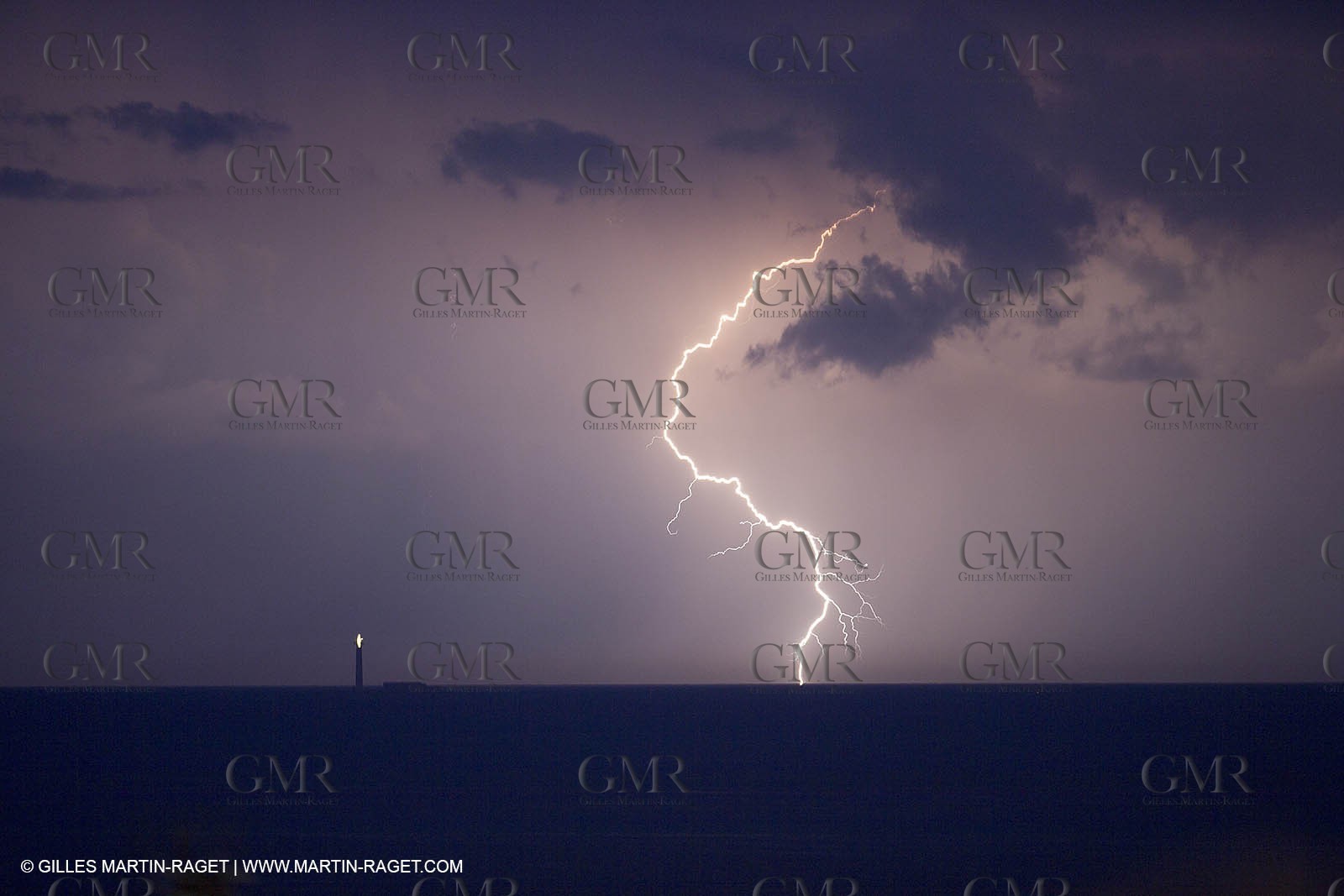Thunderstorm over Planier island lighthouse - Marseille (FRA,13) - 18 06 2014