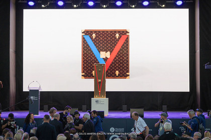 19 10 2024, Barcelona (ESP), Louis Vuitton 37th America's Cup, Final Match, Race Day 6 , Prizegiving
