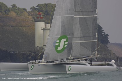 Géronimo - départ Trophée Jules Verne 2001 - Brest