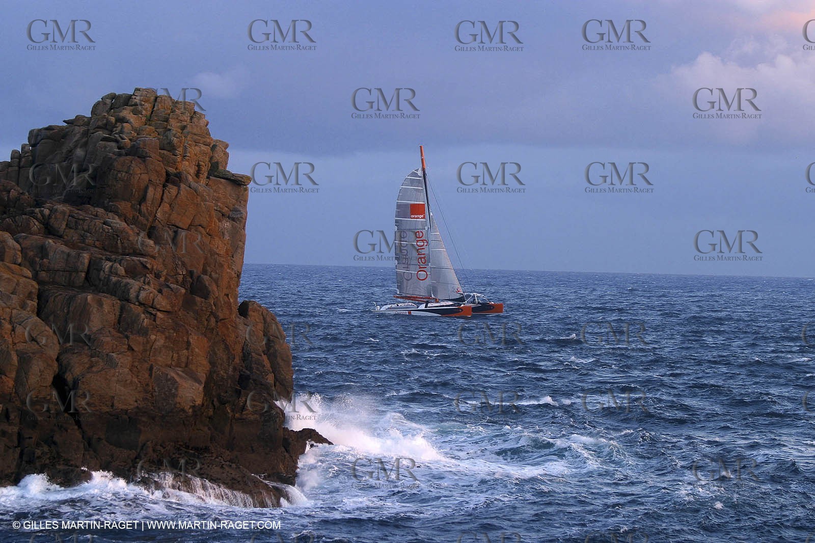 Orange II - 2004 Jules Verne Trophy - Ouessant - first starting line crossing