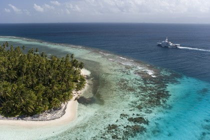 01 02 2008 - San Blas Archipelago (Panama) - Motor Yacht Senses