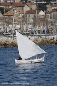 04 03 2007 - Marseilles (FRA) - La Nerthe off L'estaque (Marseille Neighorhood) - Dominique Pons