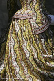May 2004 - La Tour d'Aigues (FRA, 84) - Old costumes for women of the South exhibition