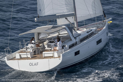 07 07 2020, Marseille (FRA,13) Beneteau Oceanis Yacht 54