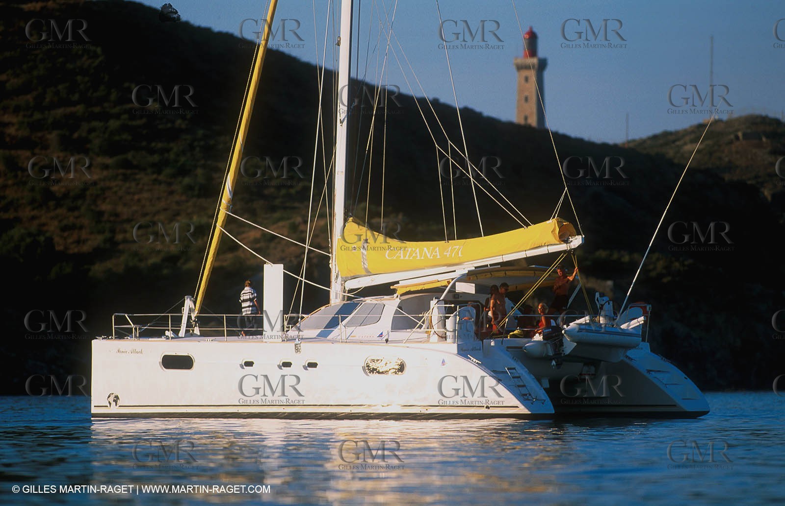 Cruising multihull mooring