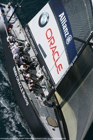 09 05 2007-Valencia (Spain)- 32nd America's Cup - Louis Vuitton Cup - RR2 - Day 11 - BMW ORACLE Racing