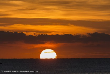 11 10 2014, Alicante (ESP), Volvo Ocean Race 2014-15, Team Alvimedica
