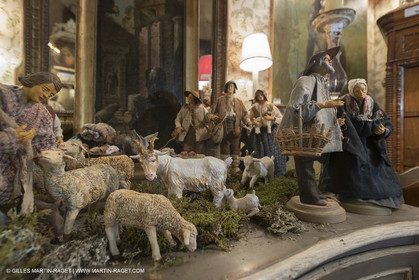 27 01 2018; L'isle sur Sorgue (FRA; 84); Les antiquaires; Crèche et santons de Jean-Jacques Bourgeois