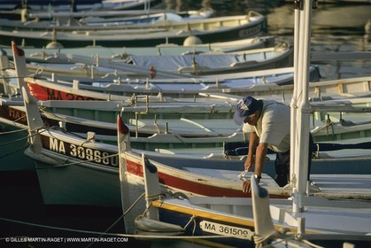Pêche, barques, pointus, pêcheurs