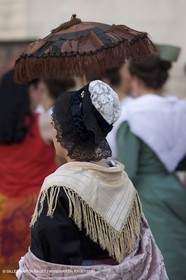 06 06 08 - Arles (FRA,13) - Fête du Costume