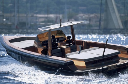 Powerboats, Wally, Wally Tender, tender to Tiketitoo