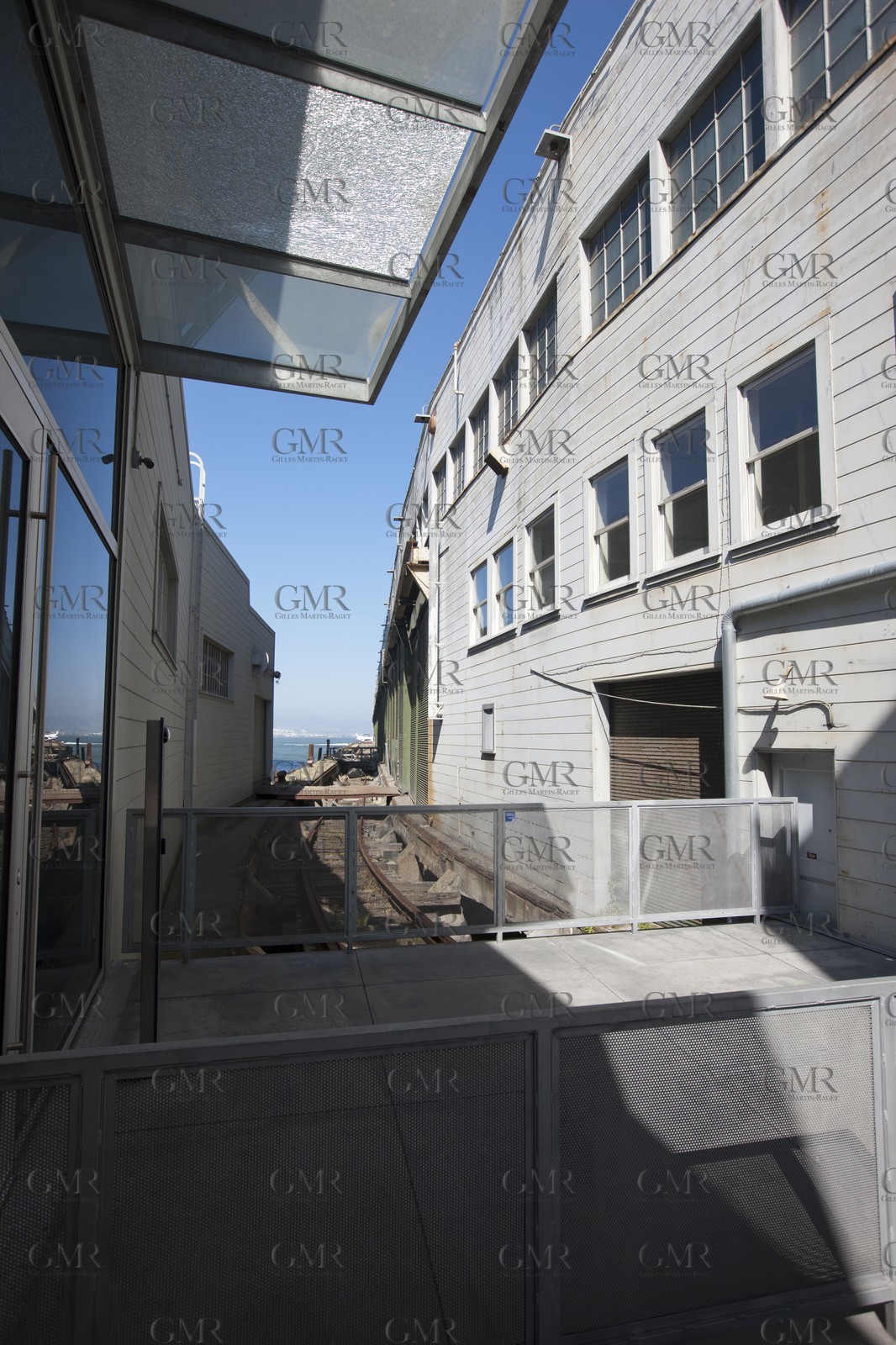 07 06 2011 - San Francisco (USA,CA) - 34th America's Cup - The Piers in their state of origin - Pier 26-28 - Pier 26
