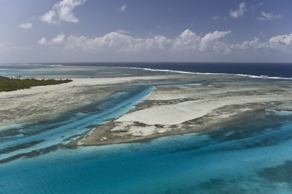 01 02 2008 - San Blas Archipelago (Panama) - Motor Yacht Senses