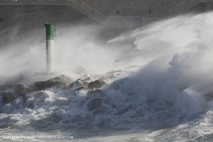 14 03 13 - Marseille (FRA) - Tempête de Mistral