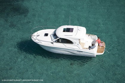 16 04 2008 - Porquerolles (Fra, 83) - Beneteau - Antares 8