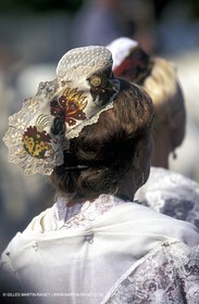 Women of Arles in traditional costume