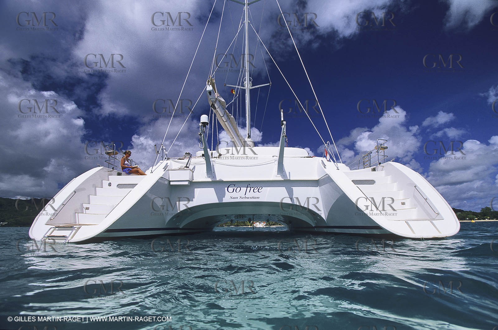 Cruising multihull mooring