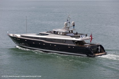 29 01 2009 - Auckland (NZL) - Louis Vuitton Pacific Series - BMW ORACLE Racing - Training