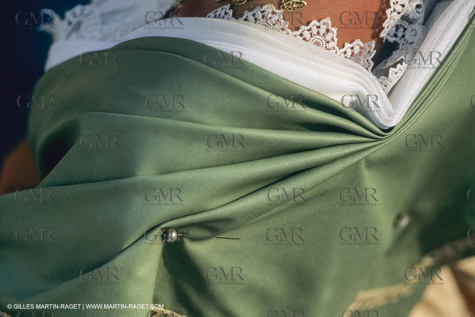 Arles (FRA,13) - Costume from Arles Fest