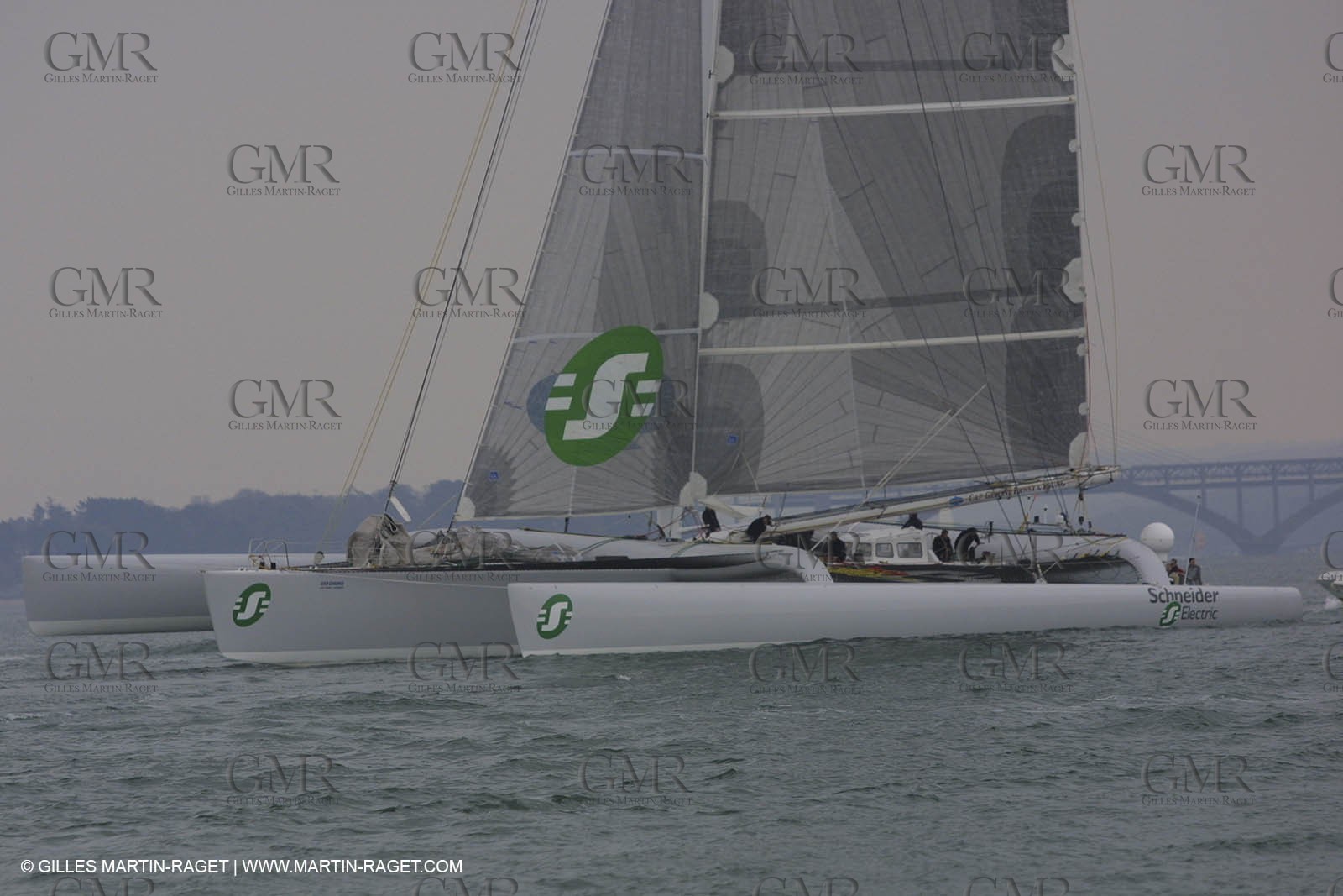 Geronimo - Jules Verne Trophy 2001 start - Brest