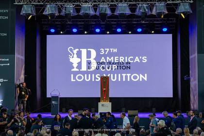 19 10 2024, Barcelona (ESP), Louis Vuitton 37th America's Cup, Final Match, Race Day 6 , Prizegiving