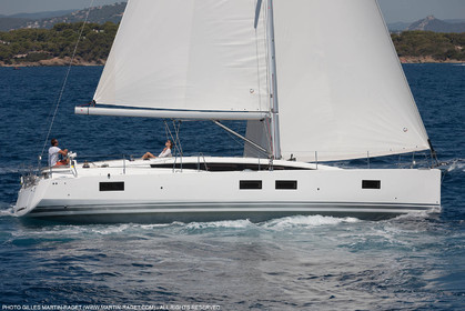 28 08 2016, Hyères (FRA,83), Chantier Jeanneau, Jeanneau Yacht 51