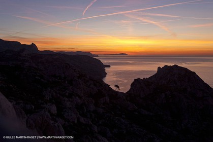 Décembre 2009 - Marseille (FRA) - Les Calanques - Hauts de Sormiou vu depuis le col de Cortiou